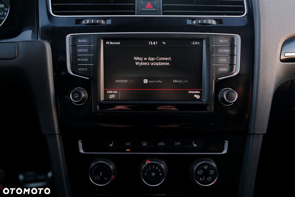 Volkswagen Golf GTI Performance BlueMotion Technology DSG - 35