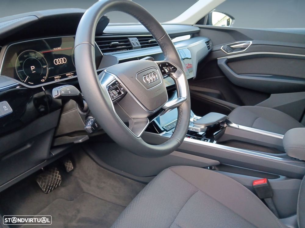 Audi Q8 e-Tron Sportback 55 quattro Advanced - 8