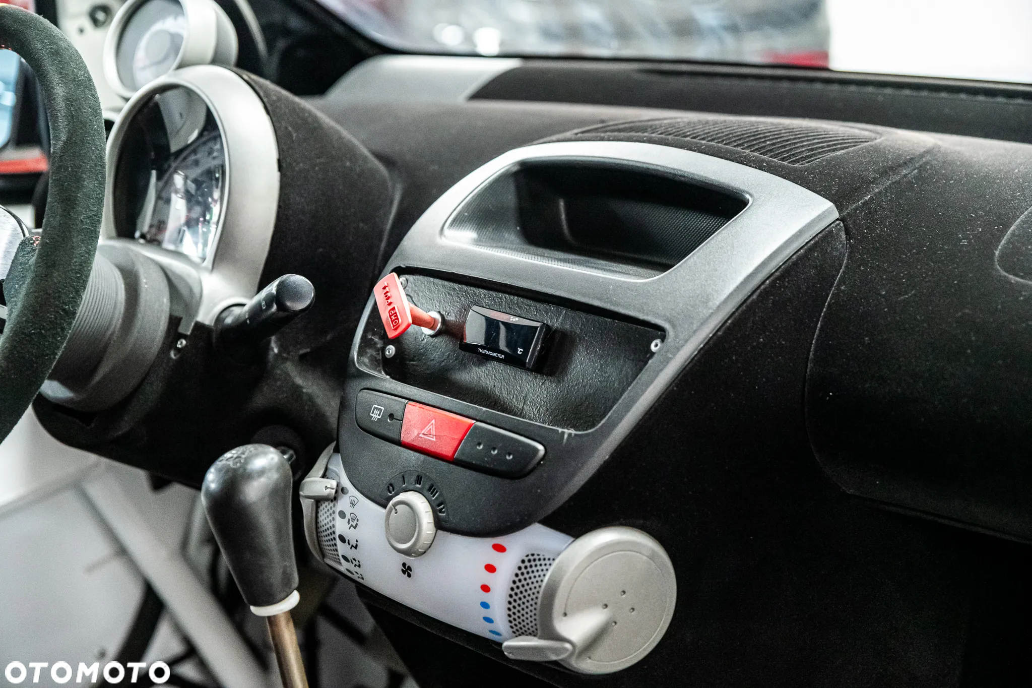 Peugeot 107 - 23