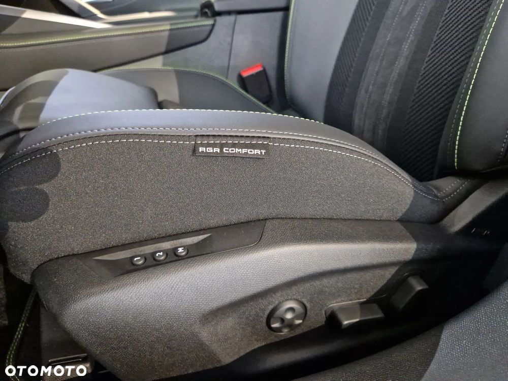 Peugeot 408 1.6 Plug-in Hybrid 240 GT Exclusive e-DCS7 - 14