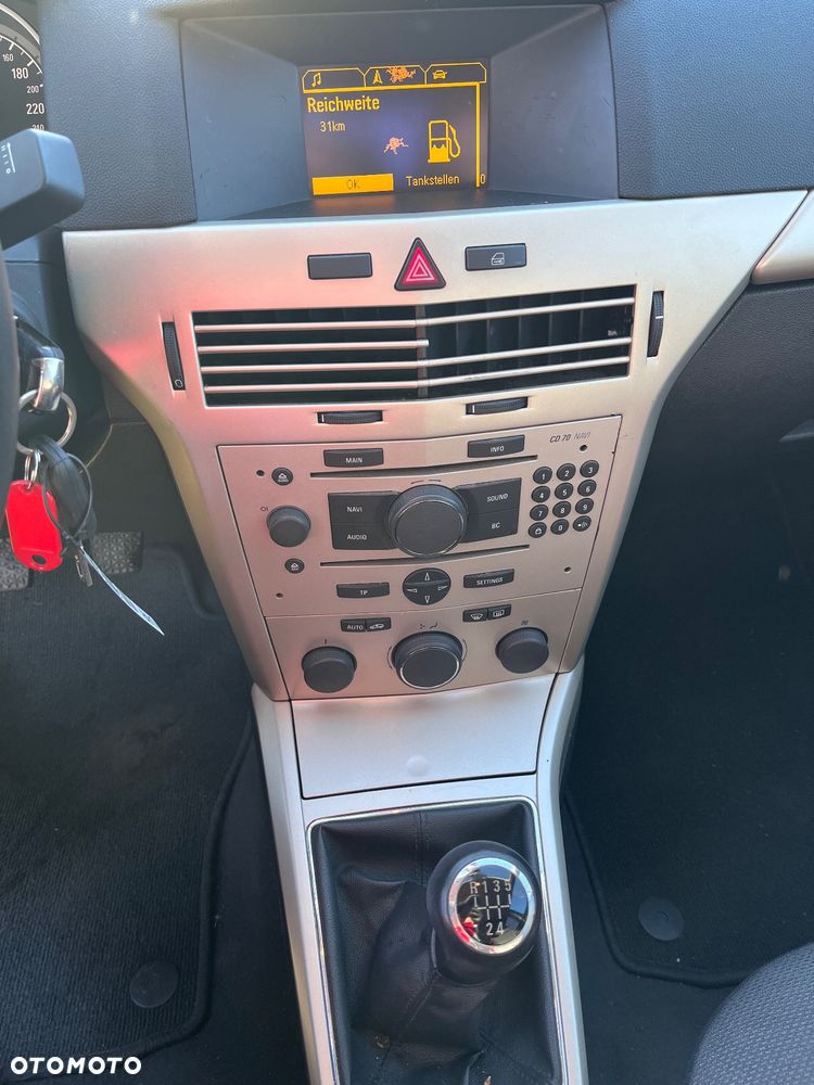 Opel Astra 1.6 Caravan Edition - 14