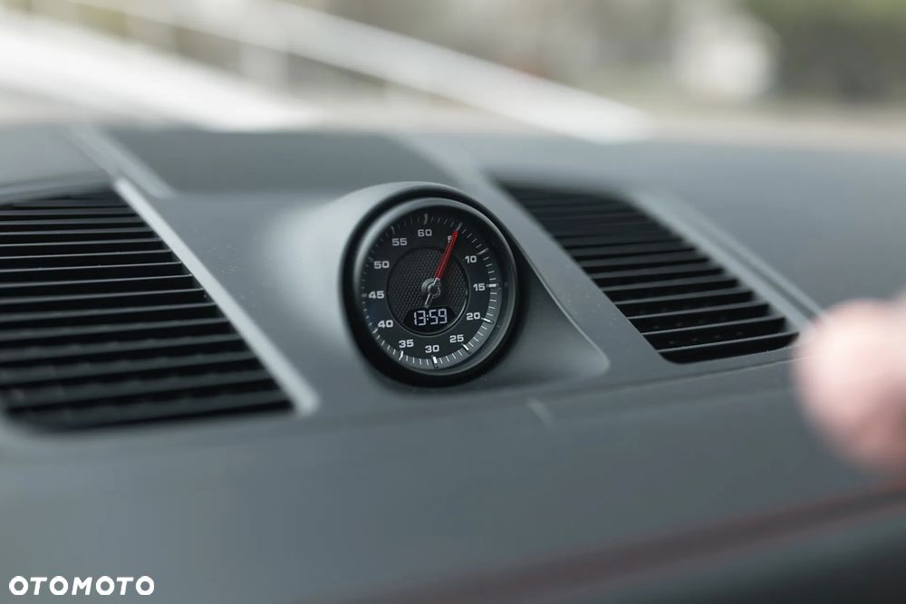 Porsche Cayenne GTS - 28