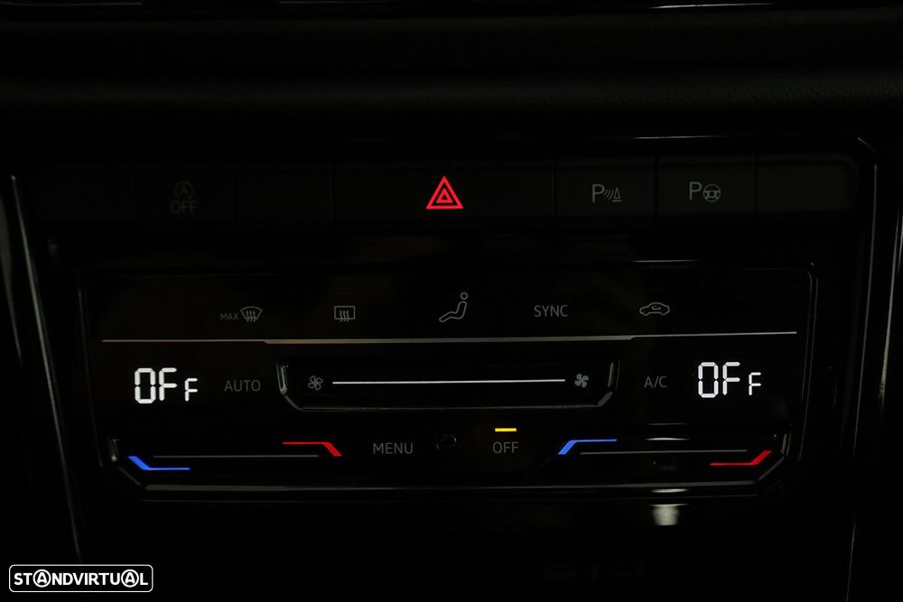 VW T-Roc 1.5 TSI Black Style DSG - 12