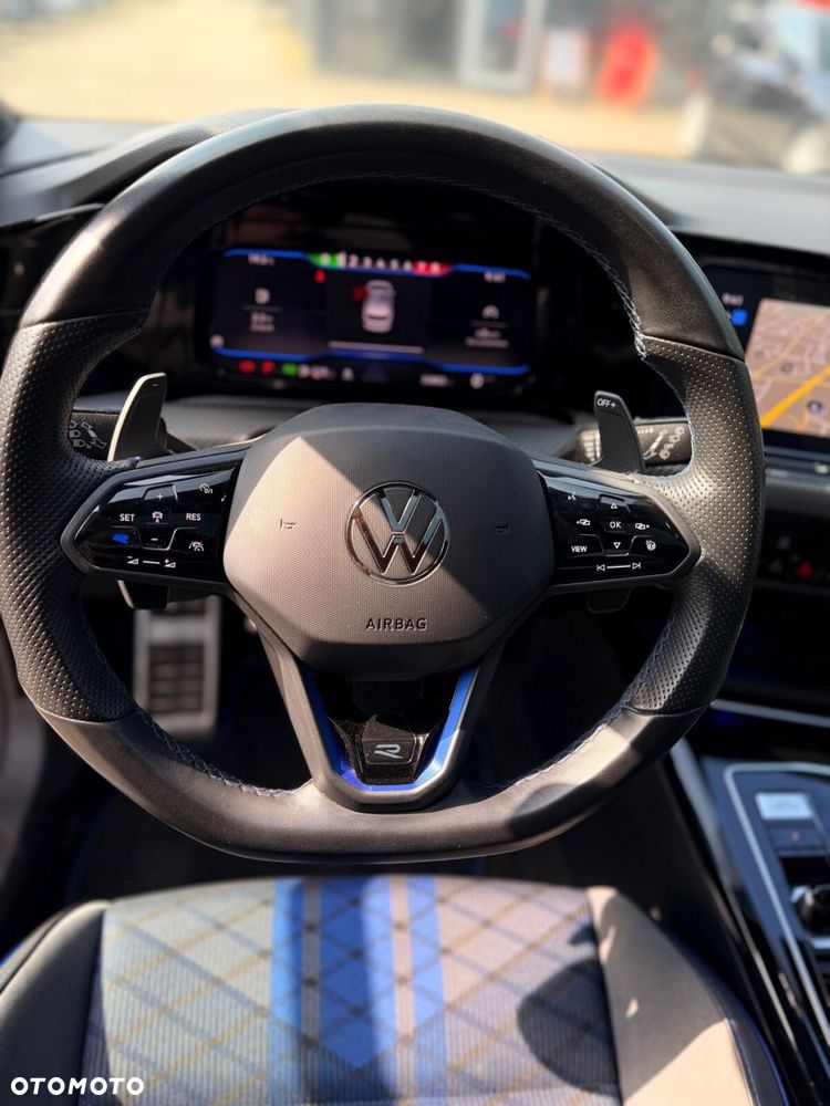 Volkswagen Golf - 14