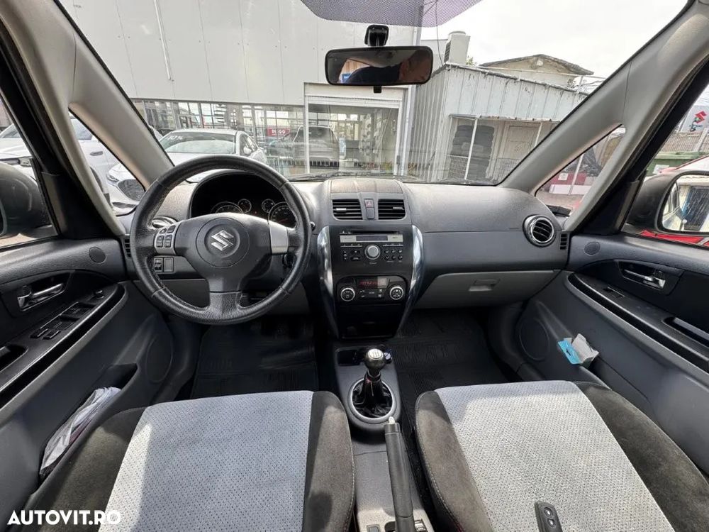 Suzuki SX4 - 5