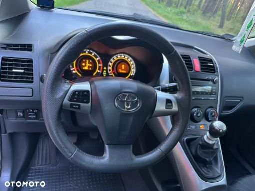 Toyota Auris 1.33 VVT-i Life - 4