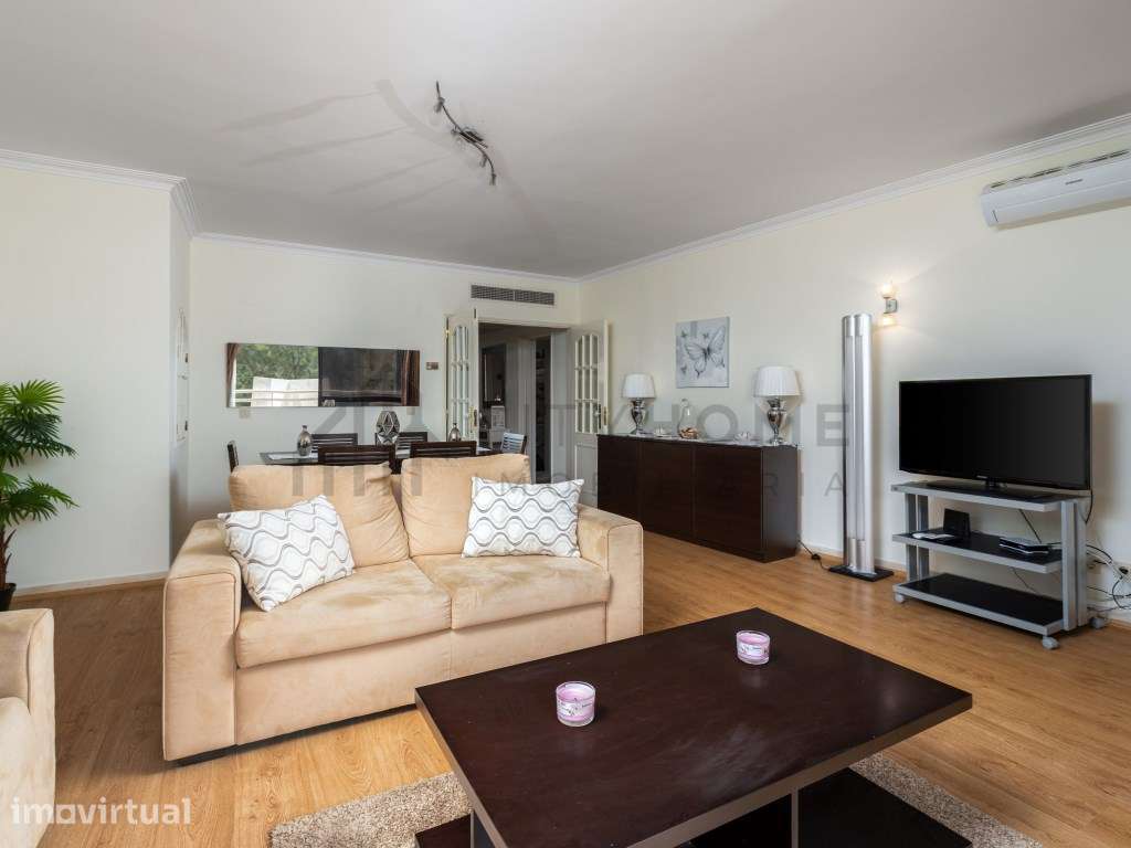 Apartamento T2 em Vilamoura - Localização Premium junto à Marina - Grande imagem: 4/21