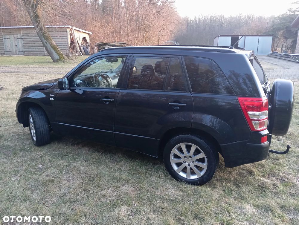 Suzuki Grand Vitara 1.9 DDiS Club DPF Family - 6