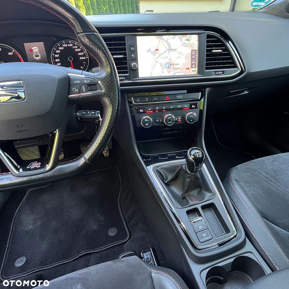 Seat Leon 2017 photo 2