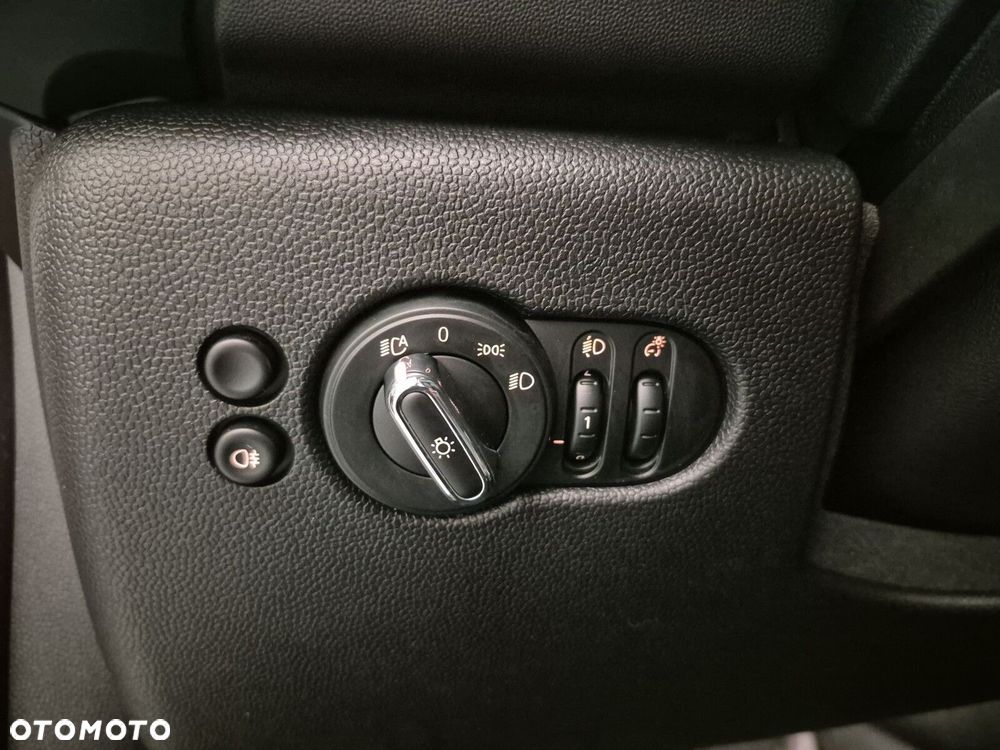 MINI Cooper Classic Trim - 22