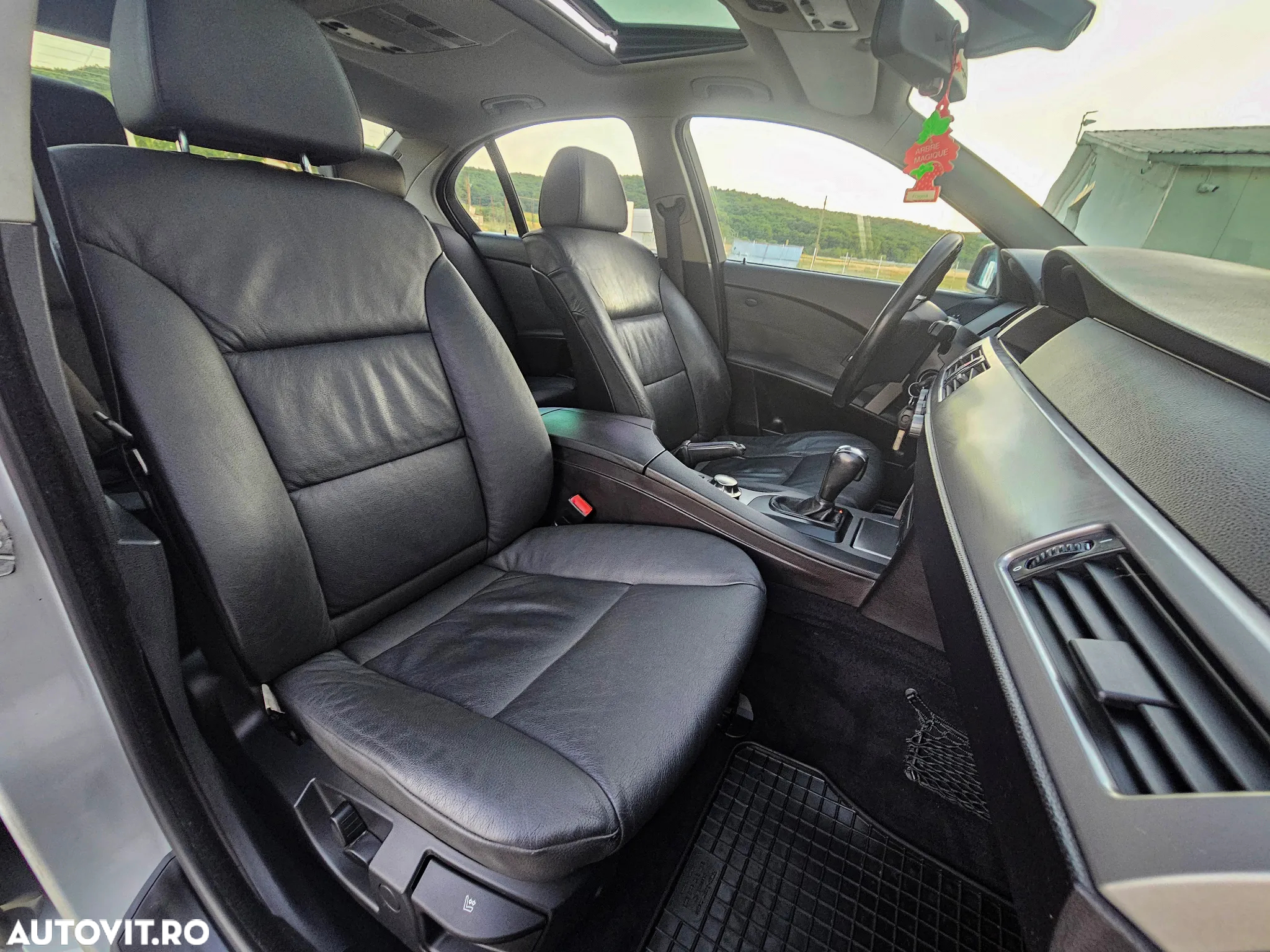 BMW Seria 5 525d Aut. - 11