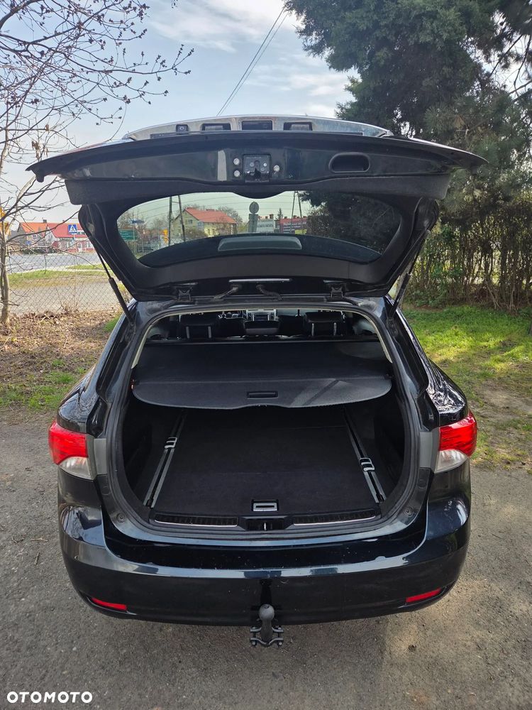 Toyota Avensis Touring Sports 1.8 Business Edition - 35