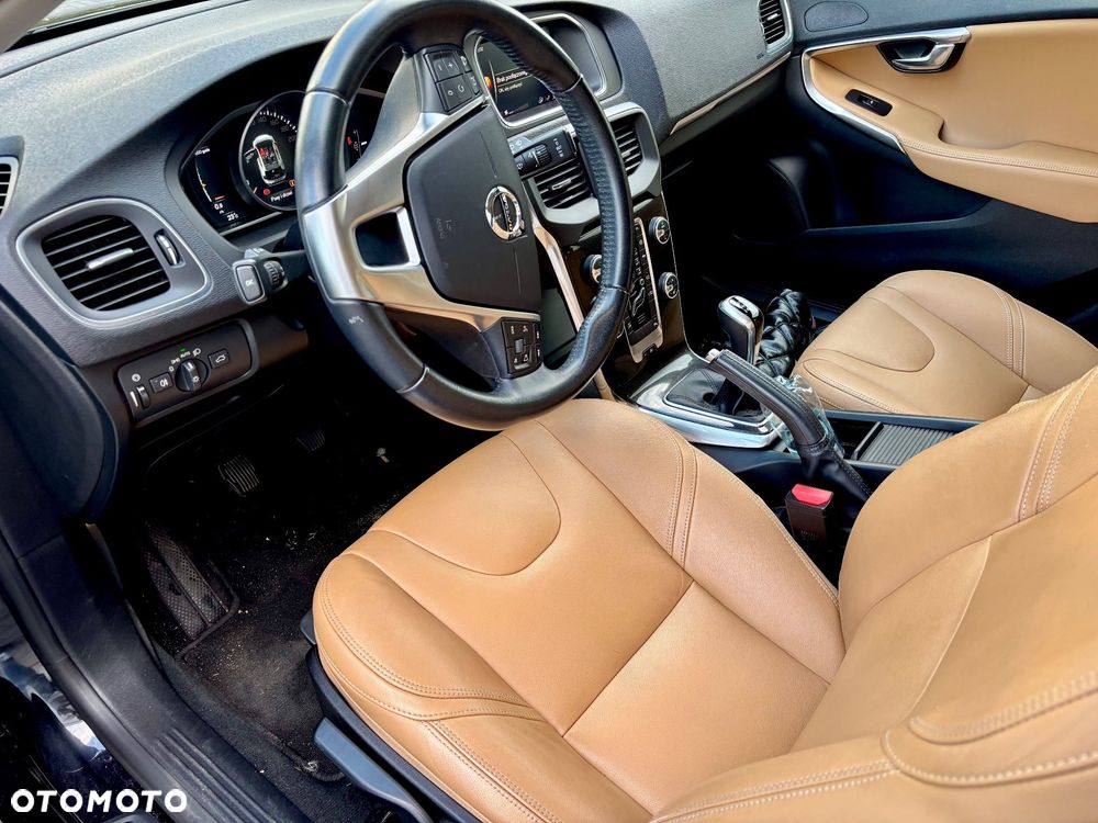 Volvo V40 T3 Drive-E Inscription - 3