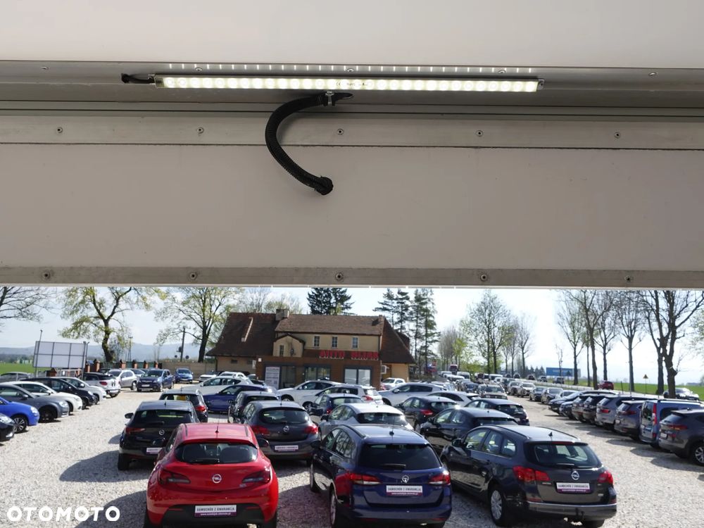 Ford Transit - Kontener z windą - 34