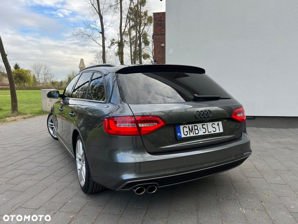 Audi A4 Avant 2.0 TDI DPF multitronic S line Sportpaket - 15