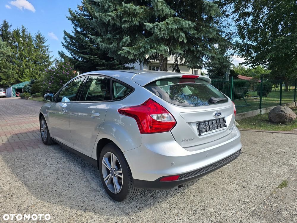 Ford Focus - 12