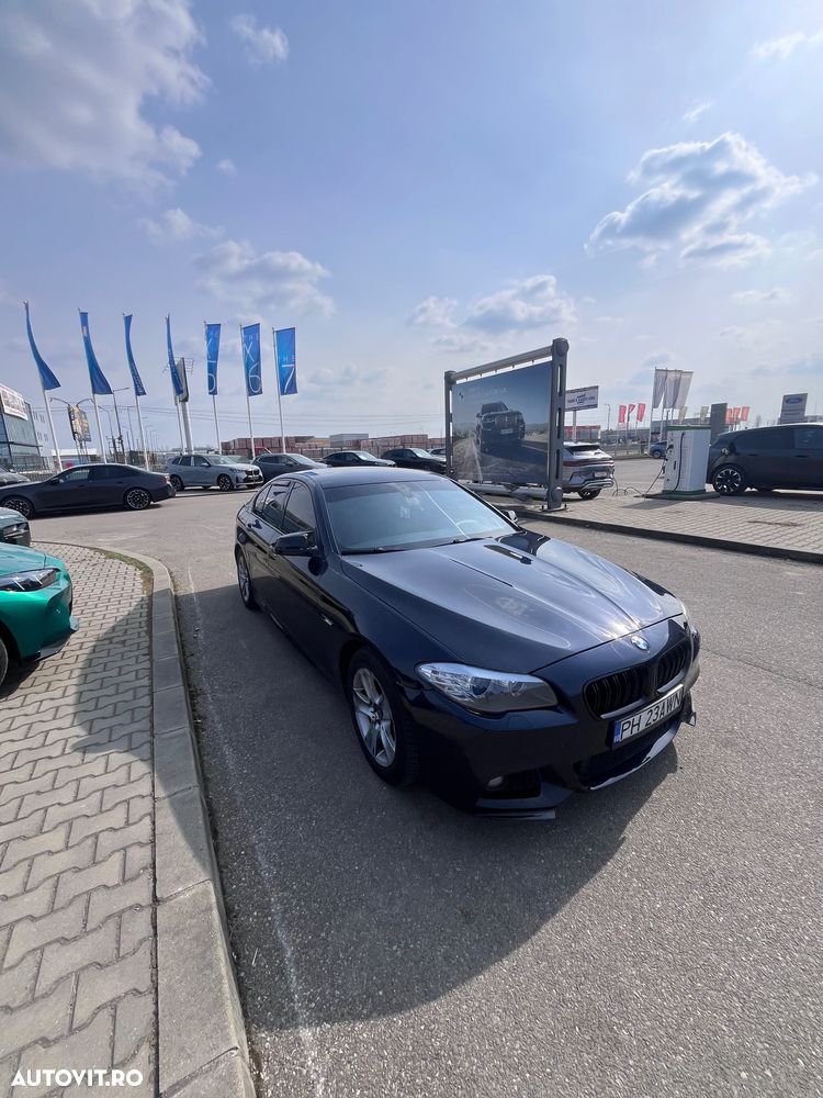 BMW Seria 5 520d Aut. - 25