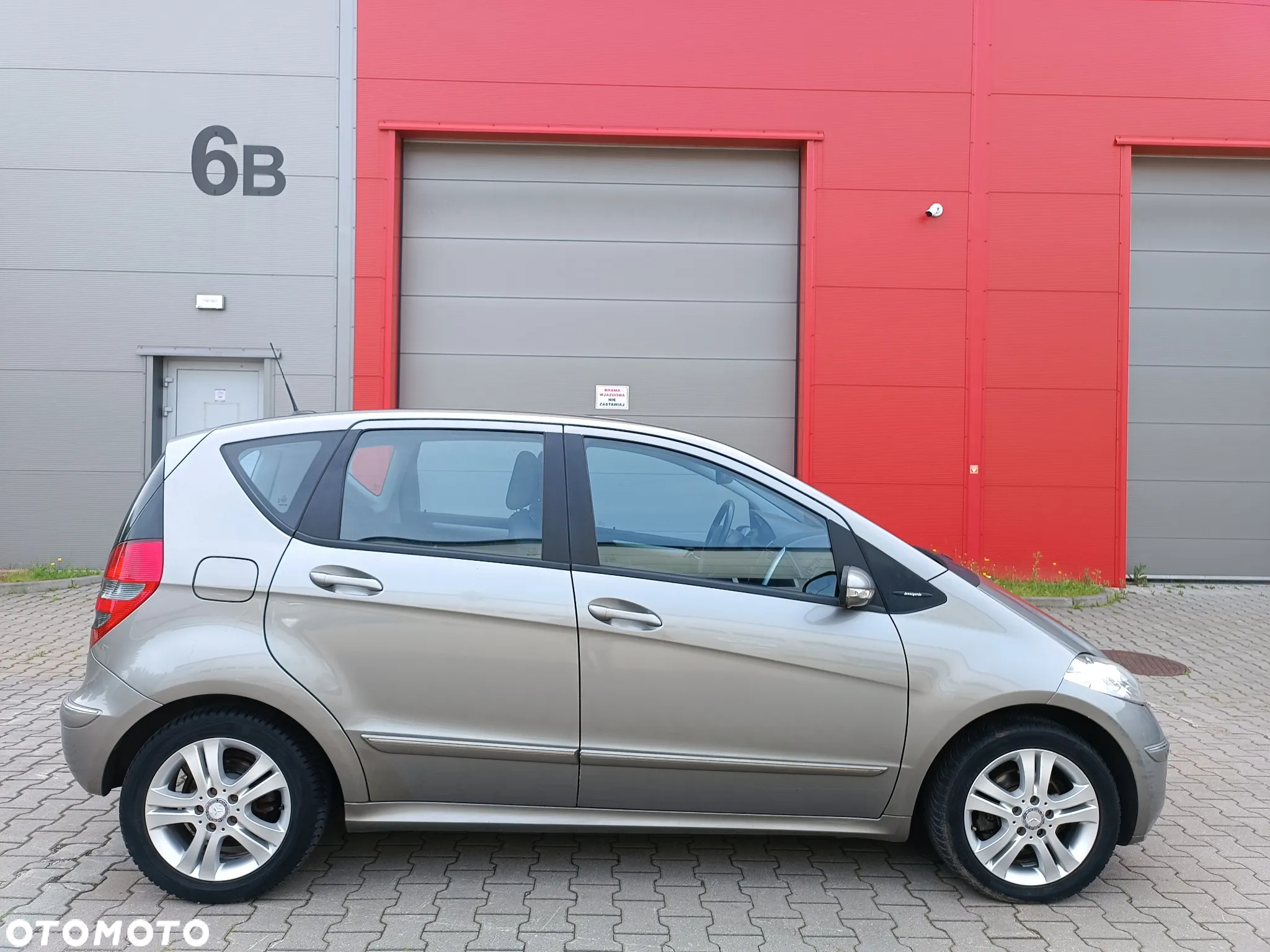 Mercedes-Benz Klasa A 180 CDI Autotronic Avantgarde - 8