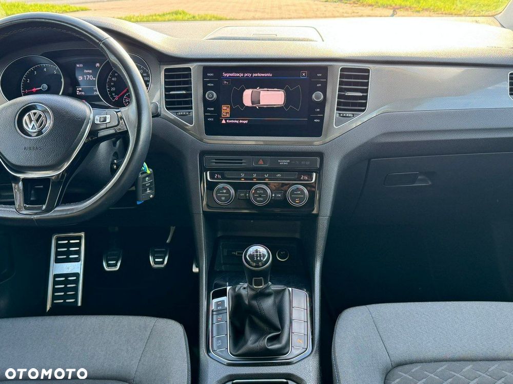 Volkswagen Golf Sportsvan - 21