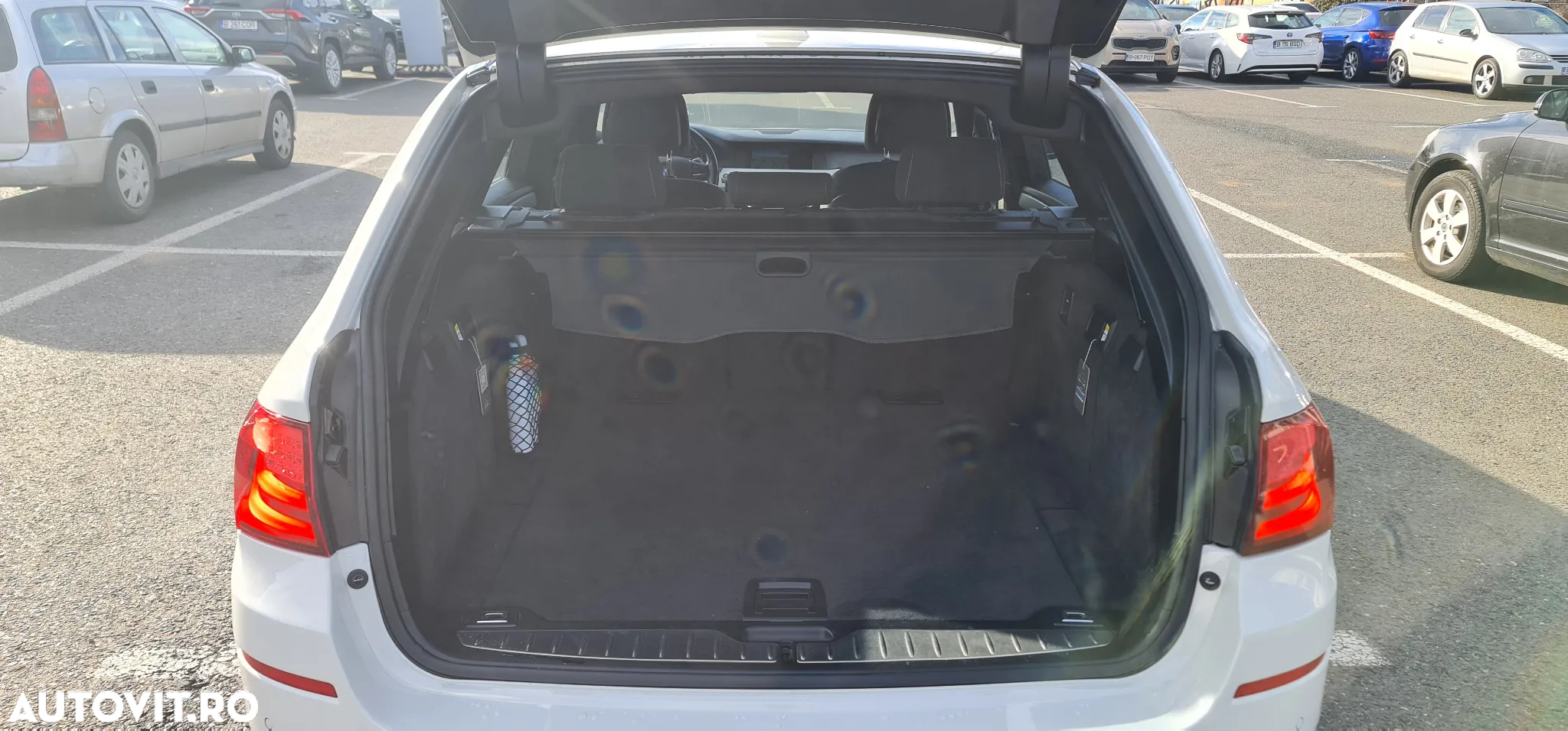 BMW Seria 5 530d xDrive Touring - 9