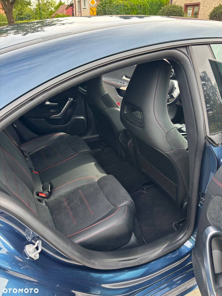 Mercedes-Benz CLA 250 AMG Line 7G-DCT - 14