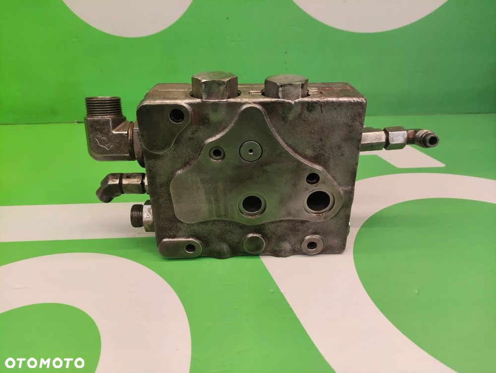 Zawór priorytetowy 607450 Rexroth 710386A1 Case - 4