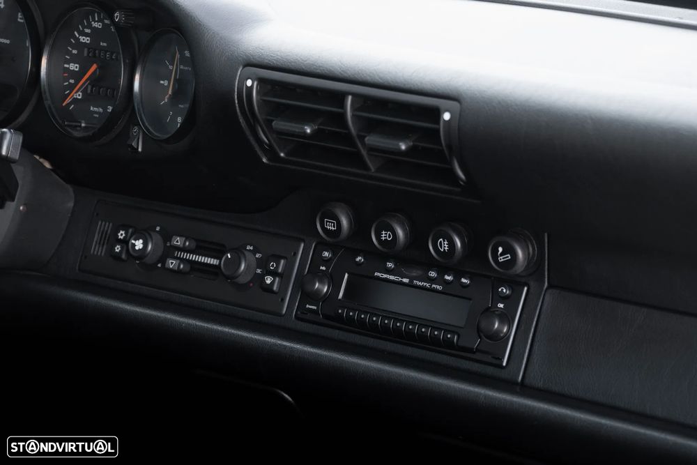 Porsche 911 (993) - 26