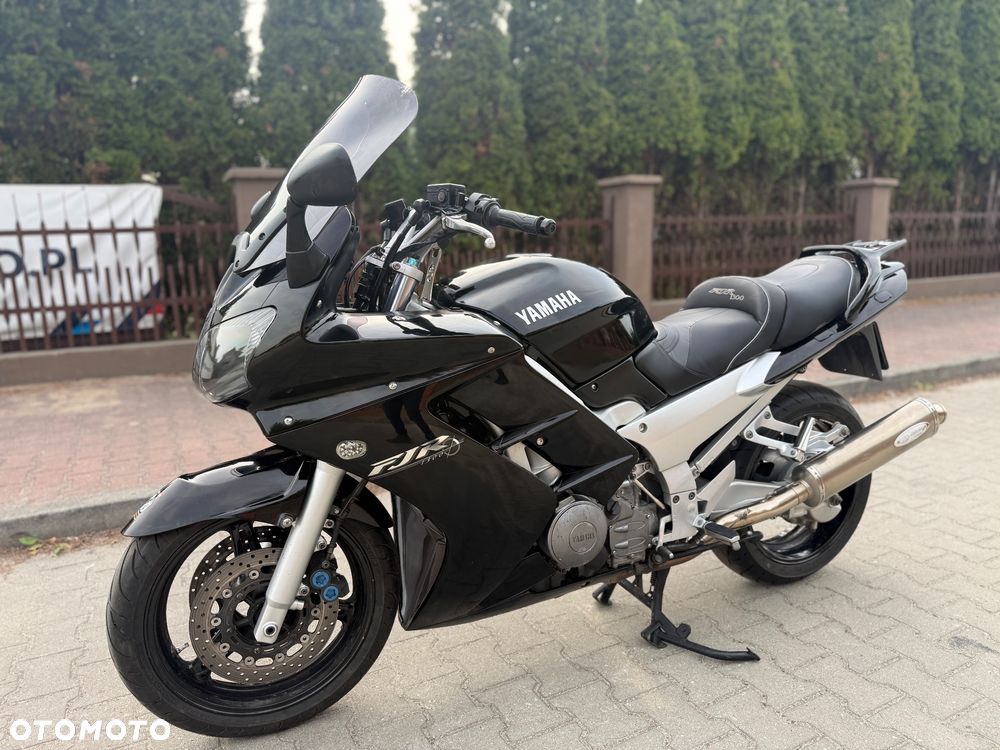 Yamaha FJR - 19