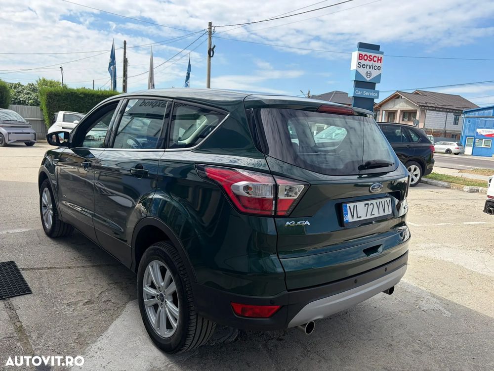 Ford Kuga - 3