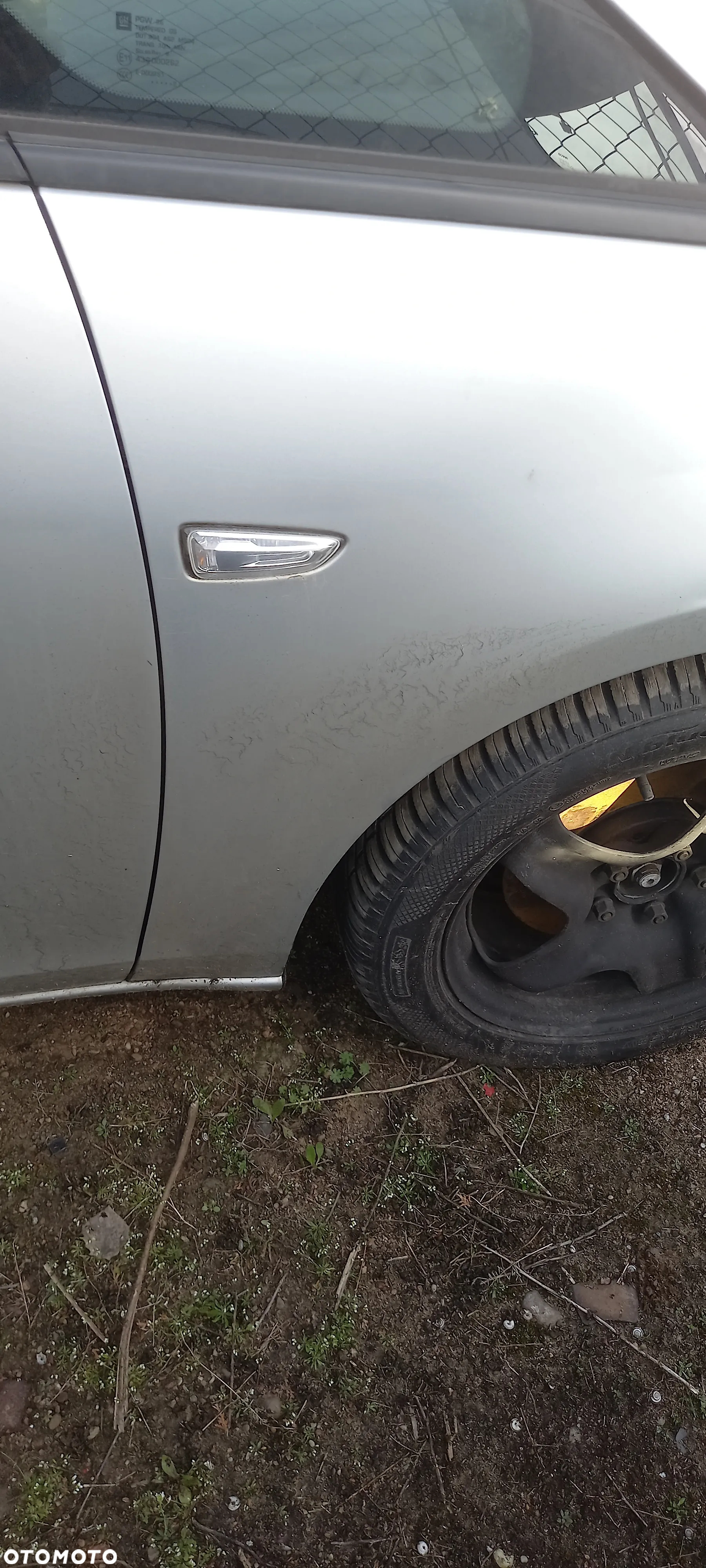 Błotnik przód przedni prawy Opel Zafira C Z176 - 2