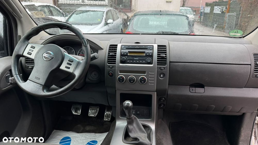 Nissan Pathfinder 2.5 DCi Elegance - 9