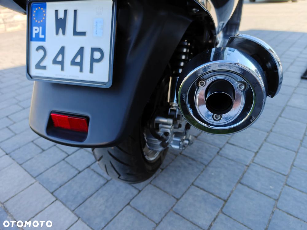 Suzuki Burgman - 13
