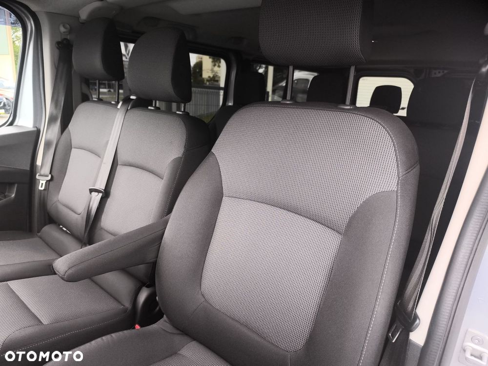 Renault Trafic 2.0 dCi Escapade - 11