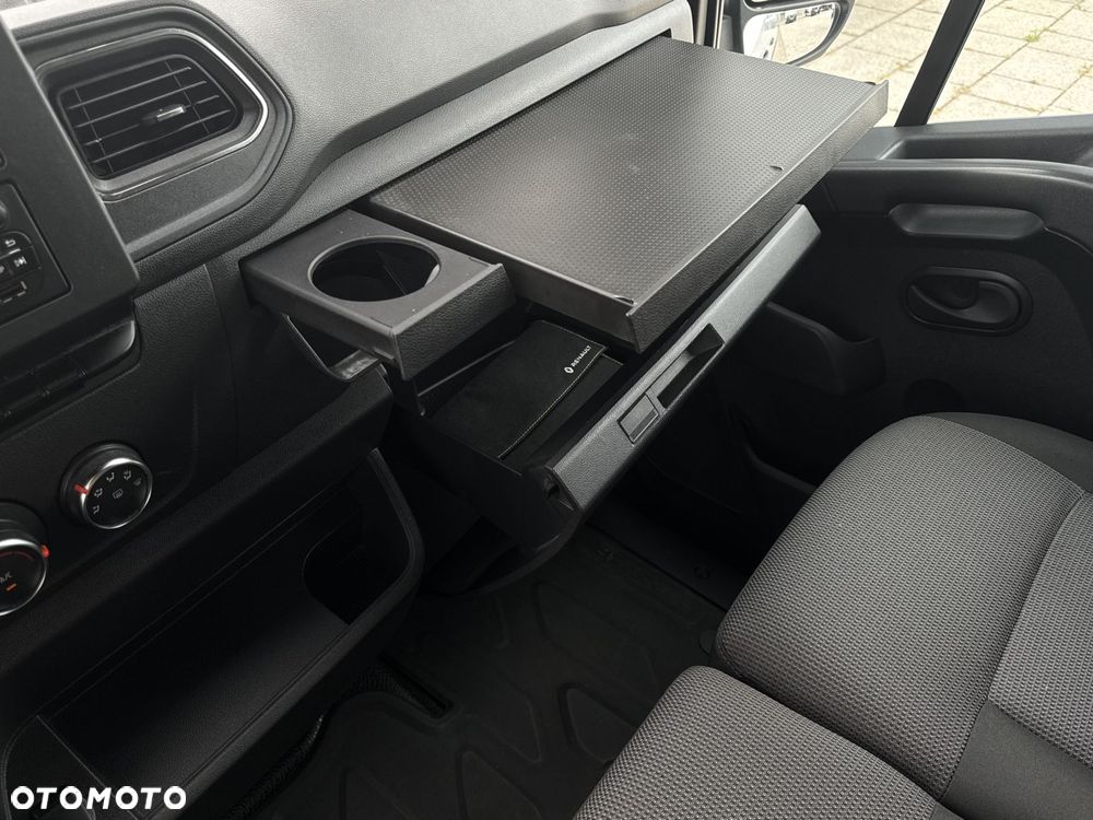 Renault master - 18