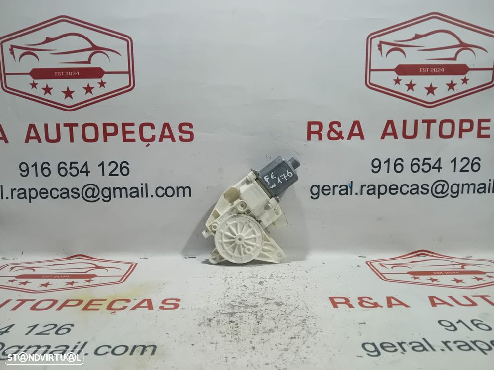 Motor de Elevador Vidro Porta Frente Esquerdo Mercedes Class A W176 0130822690 Original - 2