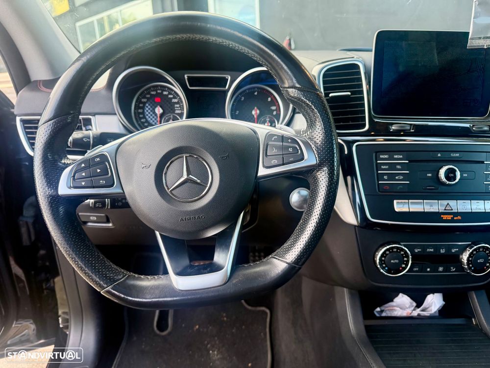Mercedes-Benz GLE 350 d Coupe 4Matic 9G-TRONIC AMG Line - 29
