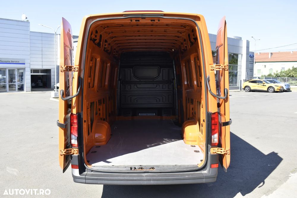 Volkswagen Crafter L4 Furgon - 11