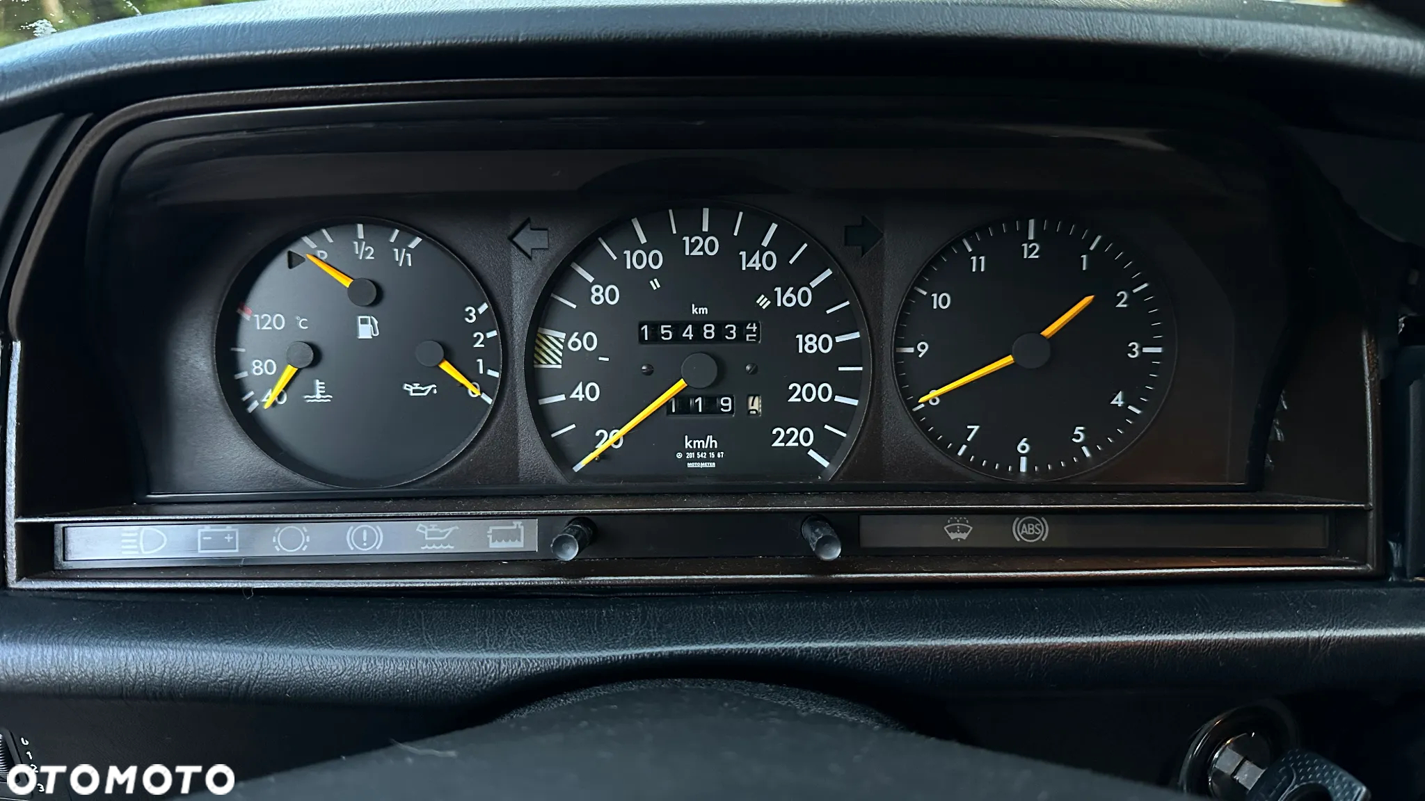 Mercedes-Benz W201 (190) - 4