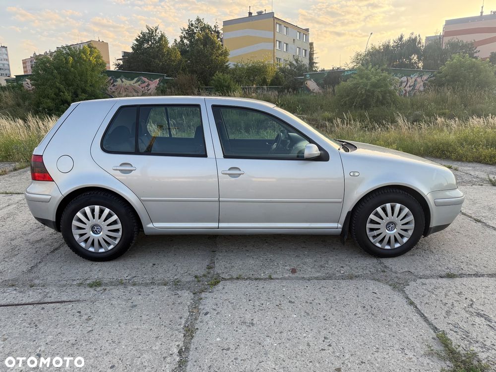 Volkswagen Golf 1.6 Highline - 3