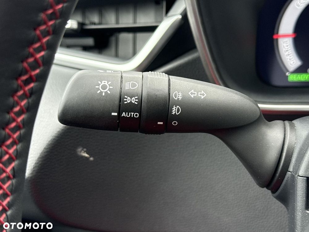 Toyota Corolla 1.8 Hybrid GR Sport Dynamic - 16