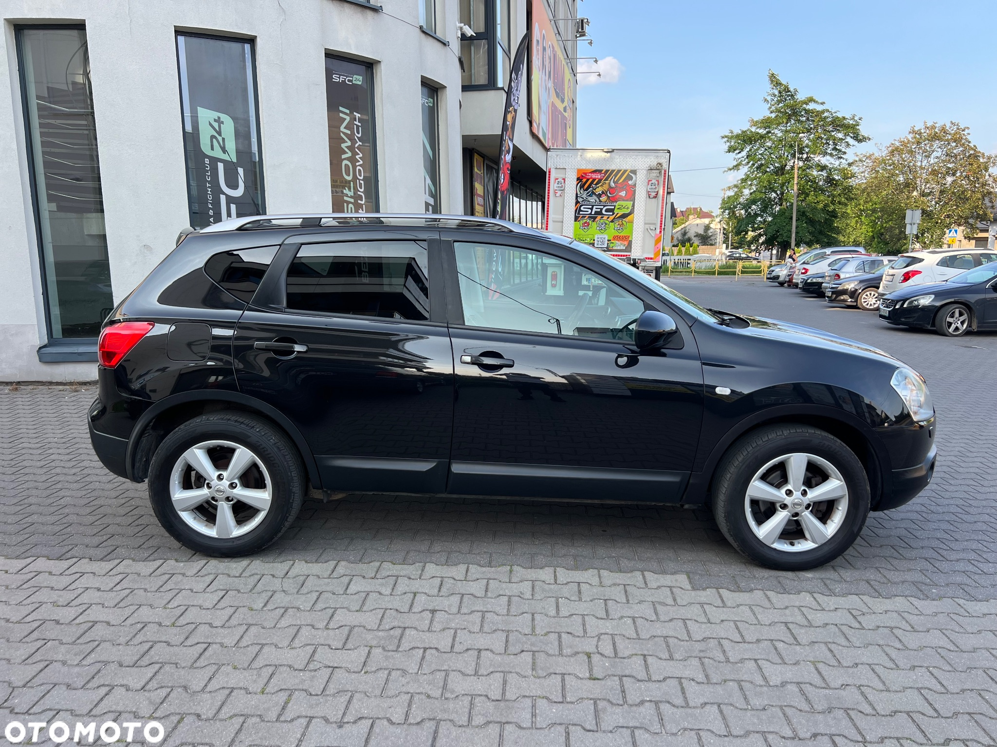 Nissan Qashqai 2.0 4x4 Tekna CVT - 6