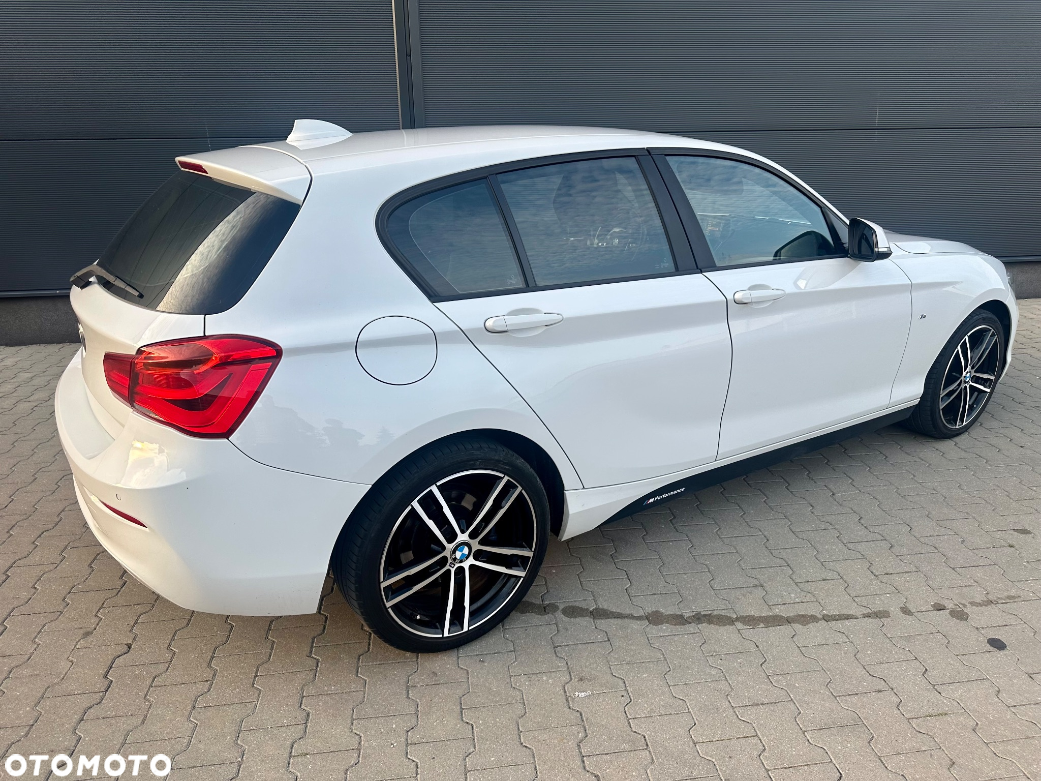 BMW Seria 1 118d M Sport - 10