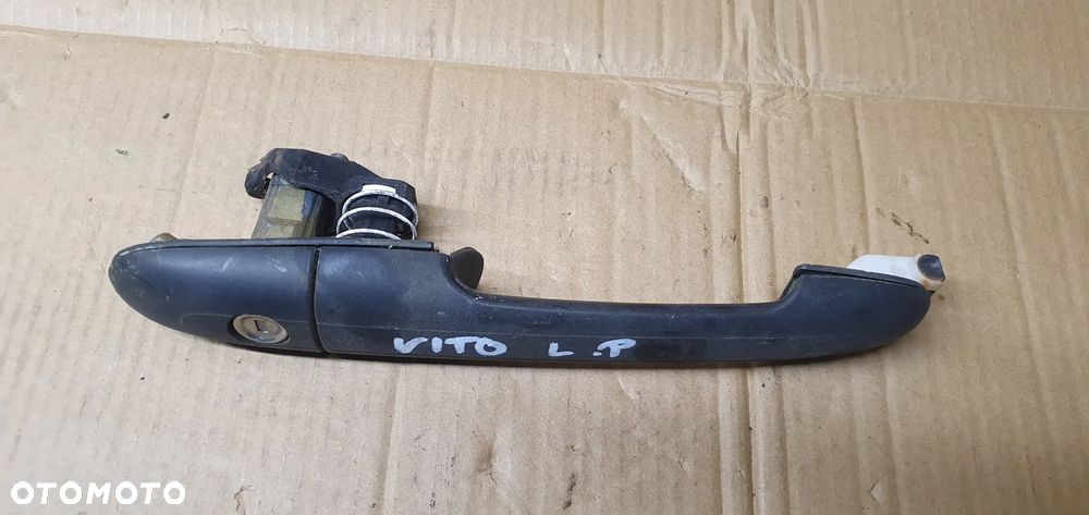 Klamka lewy przód przednia lewa Mercedes Vito 639 - 2