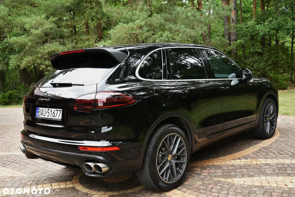 Porsche Cayenne S - 26