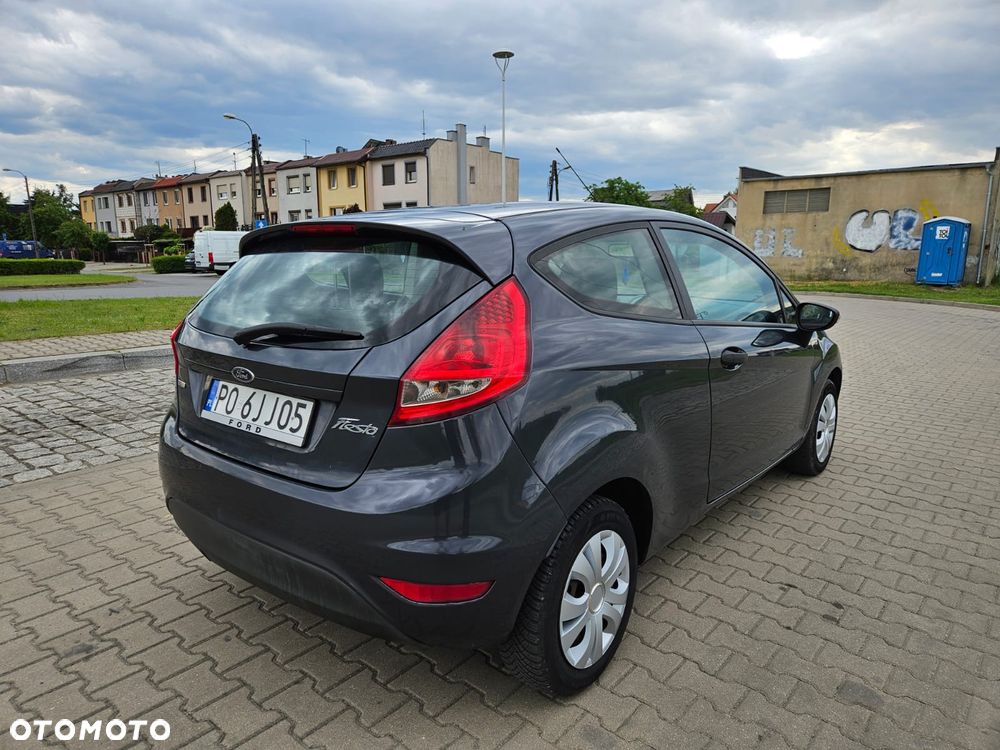 Ford Fiesta - 8