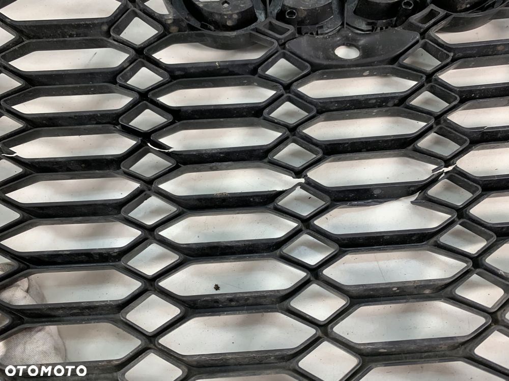 AUDI RS4 B9 LIFT ATRAPA GRILL 8W0853651BF - 9