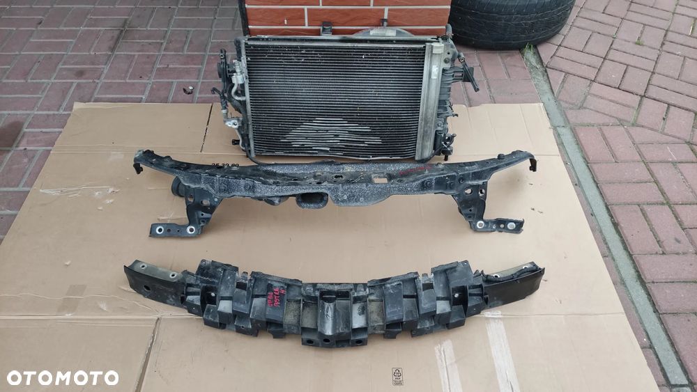 Pas przedni Opel Astra H 1.8 benzyna komplet - 1