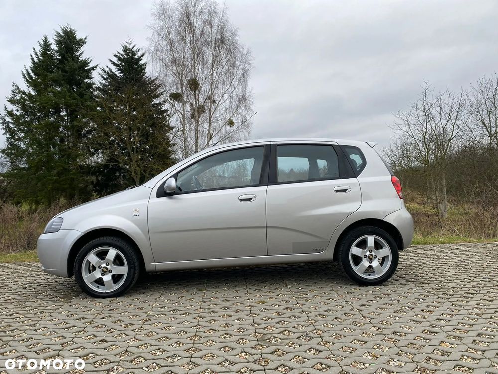 Chevrolet Kalos 1.4 16V SX - 25