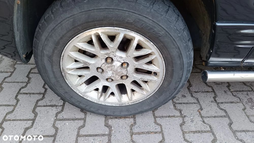 Jeep Grand Cherokee - 27