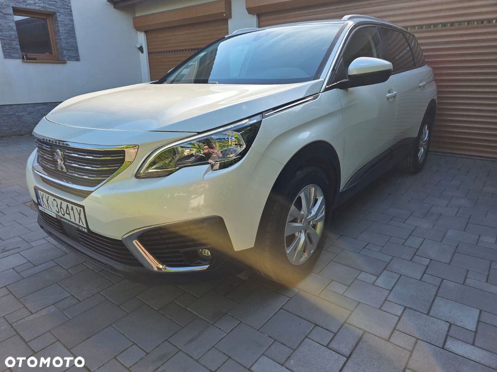 Peugeot 5008 2019 photo 3
